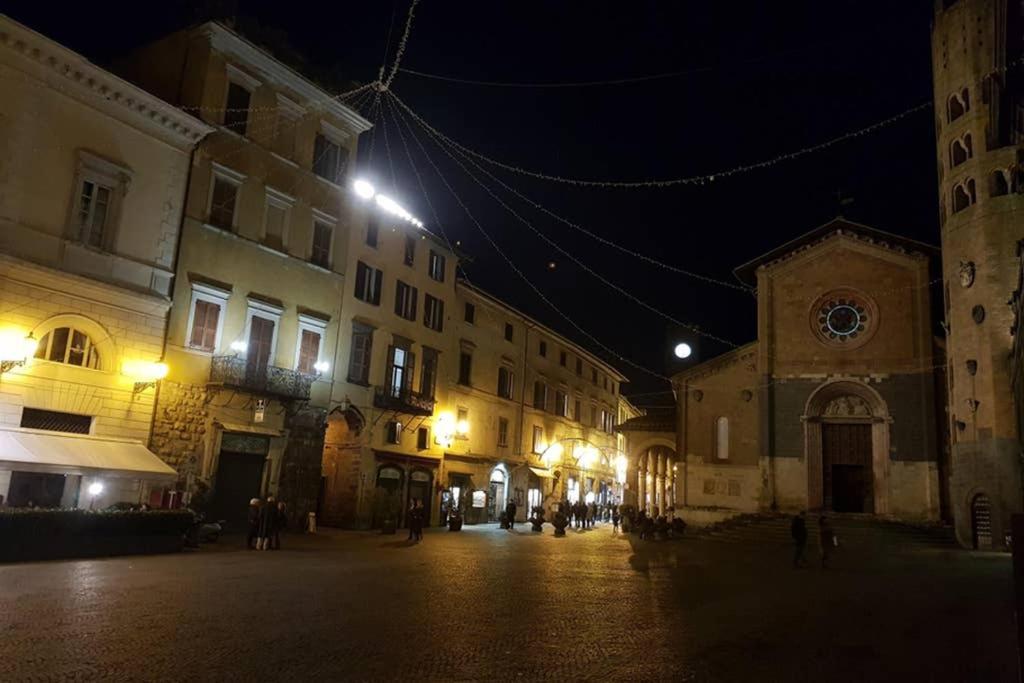 ...All'Archetto Di Sant'Andrea......Pieno Centro Apartment Orvieto Exterior photo